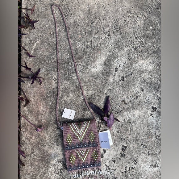 NWT FREE PEOPLE Pixie Dust Beaded Crossbody Bag Lavender Fabric Lining Small - Picture 8 of 16